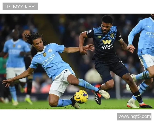 伯恩利与曼城激战正酣比分揭晓精彩瞬间回顾