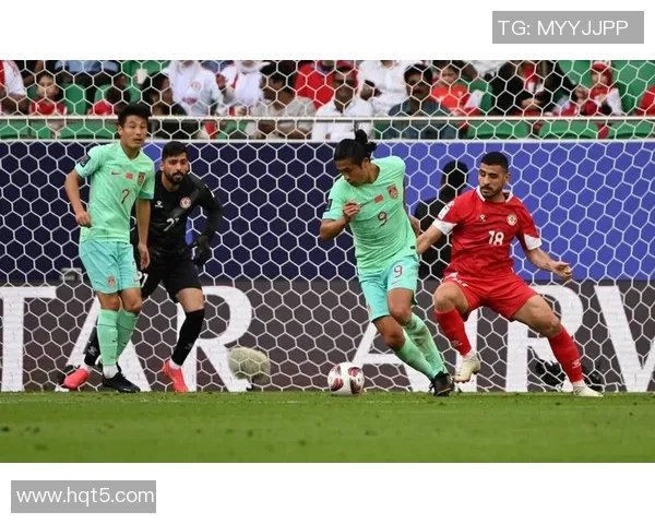 中国蓝队迎战黎巴嫩全力争胜展现团队实力与拼搏精神